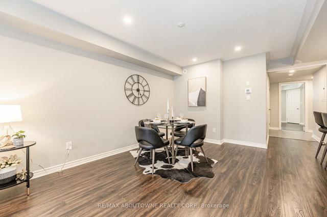 4-01 - 2420 Baronwood Dr, Townhouse with 2 bedrooms, 2 bathrooms and 2 parking in Oakville ON | Image 4