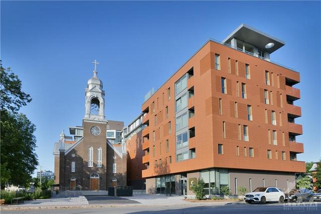 407 - 135 Barrette Street, Condo with 2 bedrooms, 2 bathrooms and 1 parking in Ottawa ON | Image 2