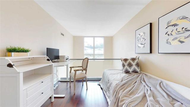 ph08 - 650 Sheppard Ave E, Condo with 2 bedrooms, 2 bathrooms and 1 parking in Toronto ON | Image 11
