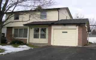 1012 Basswood Ave, House detached with 3 bedrooms, 2 bathrooms and 4 parking in Oshawa ON | Image 1