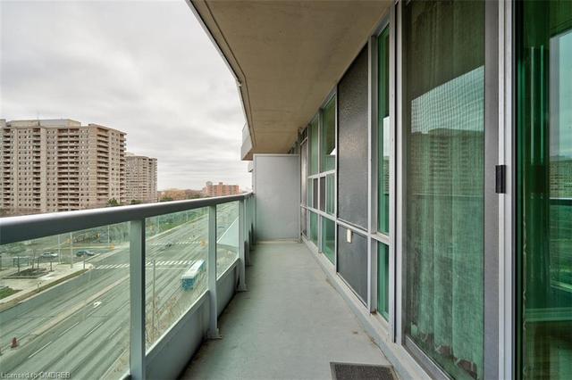 712 - 1 Elm Drive W, House attached with 1 bedrooms, 2 bathrooms and 1 parking in Mississauga ON | Image 11