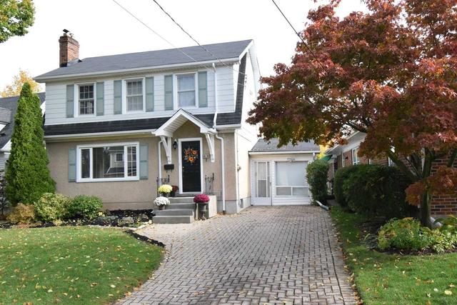 69 Hillcrest Ave, House detached with 3 bedrooms, 2 bathrooms and 2 parking in St. Catharines ON | Image 1