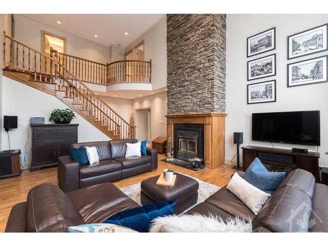 109 Rocky Creek Way, House detached with 4 bedrooms, 3 bathrooms and 15 parking in Ottawa ON | Image 7