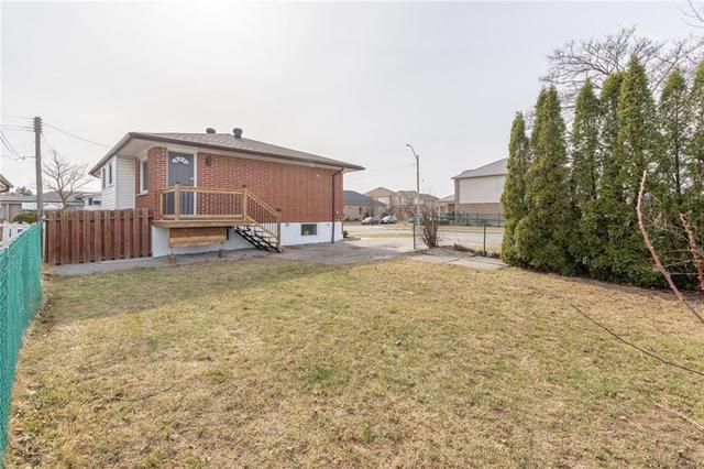 lower - 213 Thorner Drive, House detached with 2 bedrooms, 1 bathrooms and 2 parking in Hamilton ON | Image 15