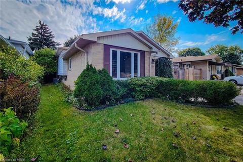 493 Brigadoon Drive, Hamilton, ON, L9C6C9 | Card Image