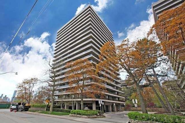2001 - 10 Avoca Ave, Condo with 2 bedrooms, 2 bathrooms and 1 parking in Toronto ON | Image 1