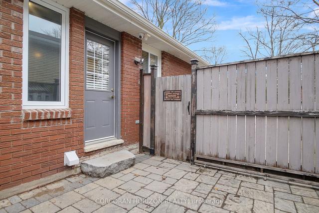 260 Johanna Dr, House detached with 3 bedrooms, 2 bathrooms and 6 parking in Cambridge ON | Image 20