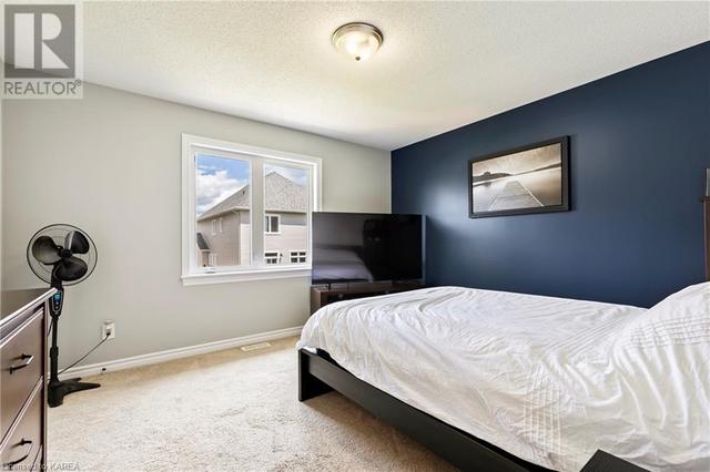 1228 Iris Drive, House detached with 4 bedrooms, 3 bathrooms and 4 parking in Kingston ON | Image 39