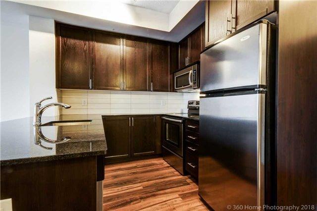 824 - 560 Front St W, Condo with 1 bedrooms, 1 bathrooms and 1 parking in Toronto ON | Image 3
