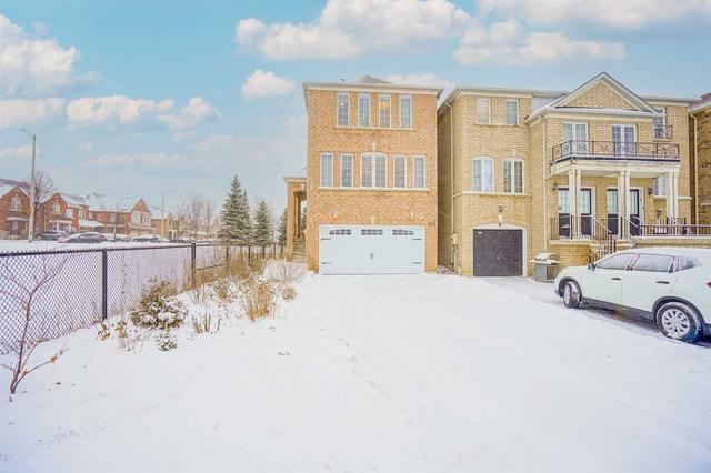 253 Sassafras Circ, House detached with 3 bedrooms, 4 bathrooms and 4 parking in Vaughan ON | Image 1