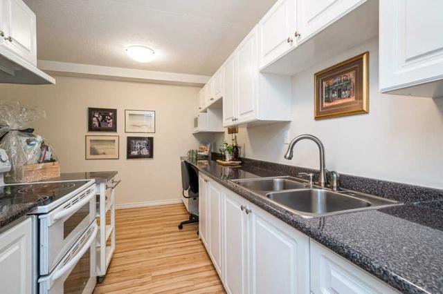 102 - 15020 North Bluff Rd, Condo with 1 bedrooms, 1 bathrooms and 1 parking in White Rock BC | Image 6