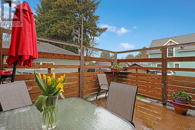 1007 5th St, House detached with 4 bedrooms, 2 bathrooms and 2 parking in Courtenay BC | Image 25