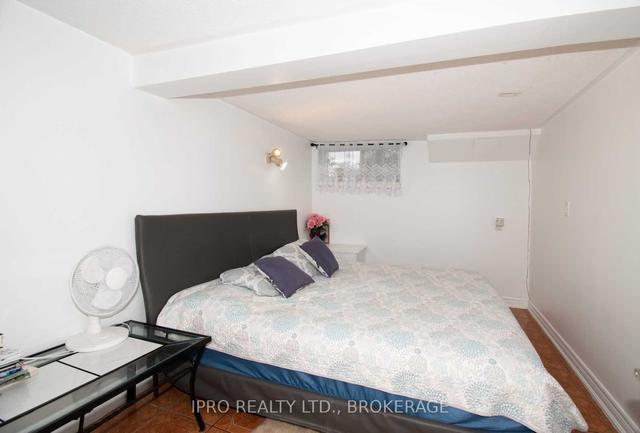 74 Seventeenth St, House detached with 2 bedrooms, 2 bathrooms and 6 parking in Toronto ON | Image 14