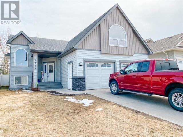 5815 67 Avenue, House detached with 4 bedrooms, 3 bathrooms and 2 parking in Rocky Mountain House AB | Card Image