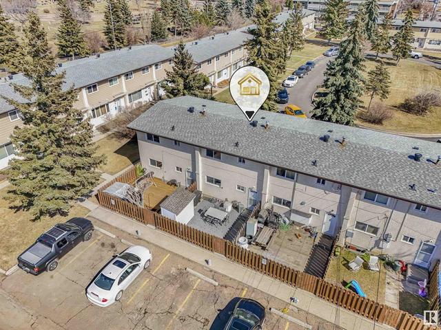 5126 106a St Nw, House attached with 3 bedrooms, 1 bathrooms and null parking in Edmonton AB | Image 11