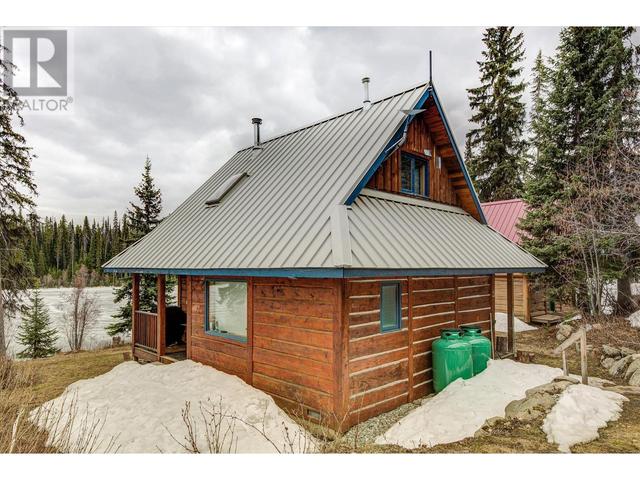 27 - 10250 Dee Lake Road Road, Home with 2 bedrooms, 1 bathrooms and 2 parking in Central Okanagan BC | Image 22
