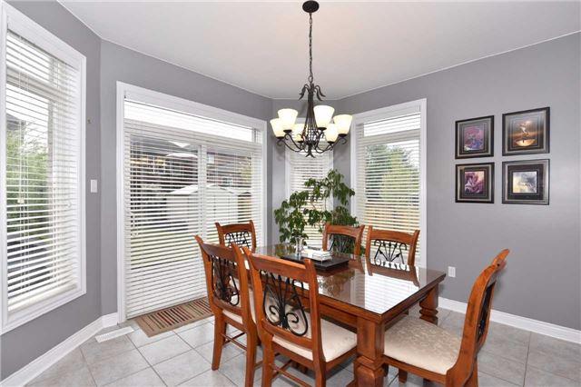 104 Root Cres, House detached with 4 bedrooms, 4 bathrooms and 4 parking in Ajax ON | Image 7