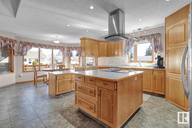 5116 53 Av, House detached with 4 bedrooms, 3 bathrooms and null parking in Mundare AB | Image 17