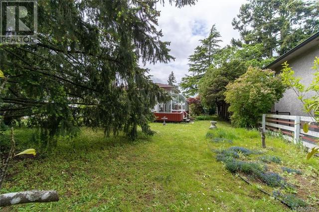 2776 Scafe Rd, House detached with 3 bedrooms, 2 bathrooms and 2 parking in Langford BC | Image 6