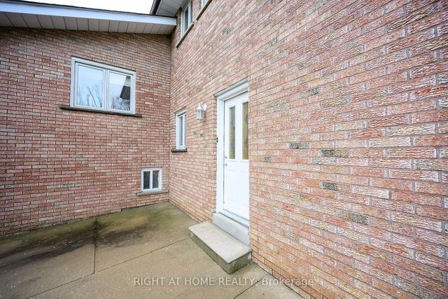 2423 Hensall St, House detached with 4 bedrooms, 4 bathrooms and 6 parking in Mississauga ON | Image 31