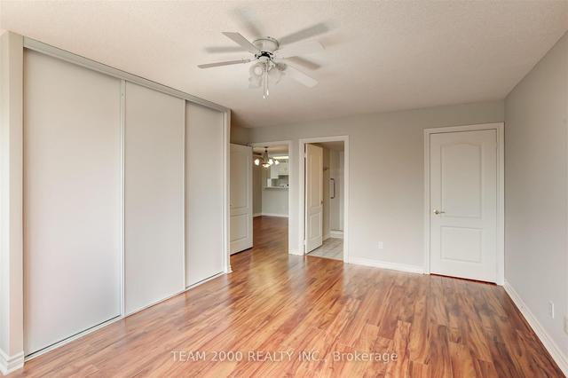 209 - 10 Dayspring Circ, Condo with 2 bedrooms, 2 bathrooms and 1 parking in Brampton ON | Image 2