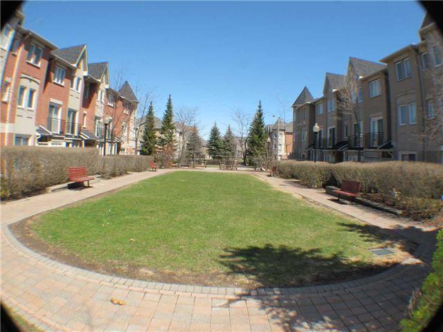 1712 - 19 Rosebank Dr, Townhouse with 3 bedrooms, 3 bathrooms and 2 parking in Toronto ON | Image 11