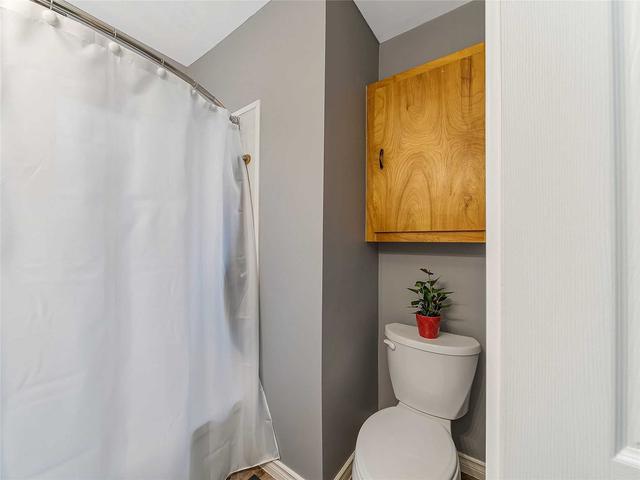 348 West St, House detached with 2 bedrooms, 2 bathrooms and 5 parking in Brantford ON | Image 8