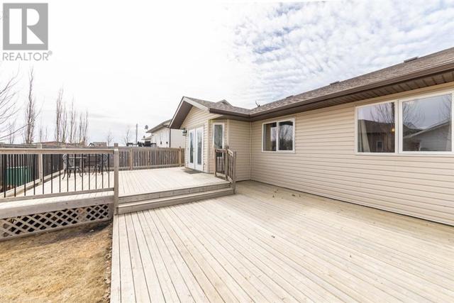 5106 54 Street, House detached with 6 bedrooms, 3 bathrooms and 4 parking in Vermilion River County AB | Image 39