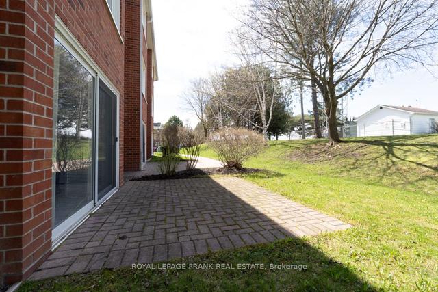 113 - 1 Heritage Way, Condo with 2 bedrooms, 2 bathrooms and 1 parking in Kawartha Lakes ON | Image 11