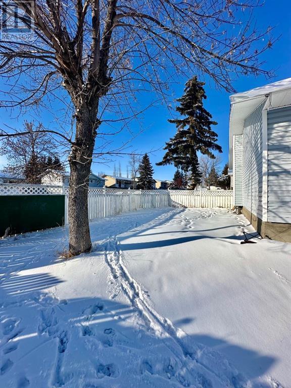 9239 107 Avenue, House detached with 4 bedrooms, 2 bathrooms and 4 parking in Grande Prairie AB | Image 37