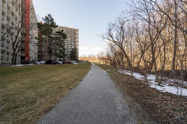 512 - 350 Quigley Rd, Condo with 3 bedrooms, 1 bathrooms and 1 parking in Hamilton ON | Image 31