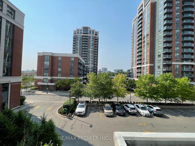 301 - 8228 Birchmount Rd, Condo with 1 bedrooms, 1 bathrooms and 1 parking in Markham ON | Image 5