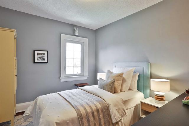 610 Willard Ave, House detached with 3 bedrooms, 2 bathrooms and 2 parking in Toronto ON | Image 14