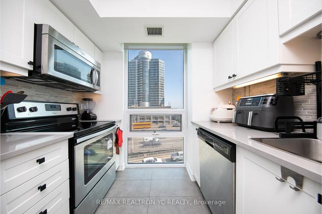 808 - 25 Lower Simcoe St, Condo with 2 bedrooms, 2 bathrooms and 1 parking in Toronto ON | Image 31