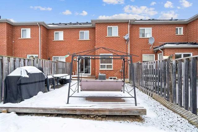 3911 Coachman Circ, House attached with 3 bedrooms, 4 bathrooms and 3 parking in Mississauga ON | Image 32