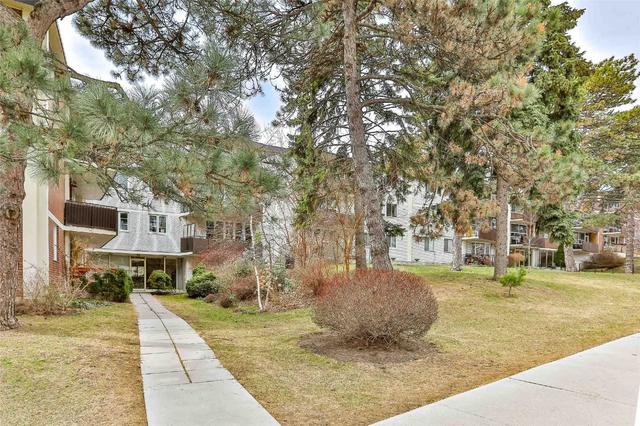 5 - 100 Coe Hill Dr, Condo with 2 bedrooms, 1 bathrooms and 1 parking in Toronto ON | Image 17
