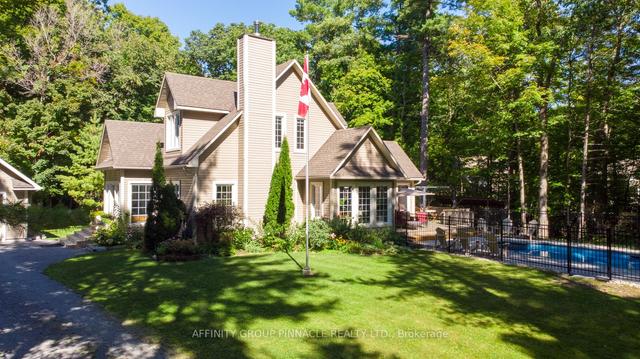 22 Forest Rd, House detached with 4 bedrooms, 2 bathrooms and 10 parking in Kawartha Lakes ON | Image 1