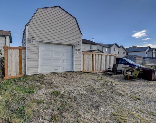 12502 98 Street, House detached with 4 bedrooms, 1 bathrooms and 3 parking in Grande Prairie AB | Image 29