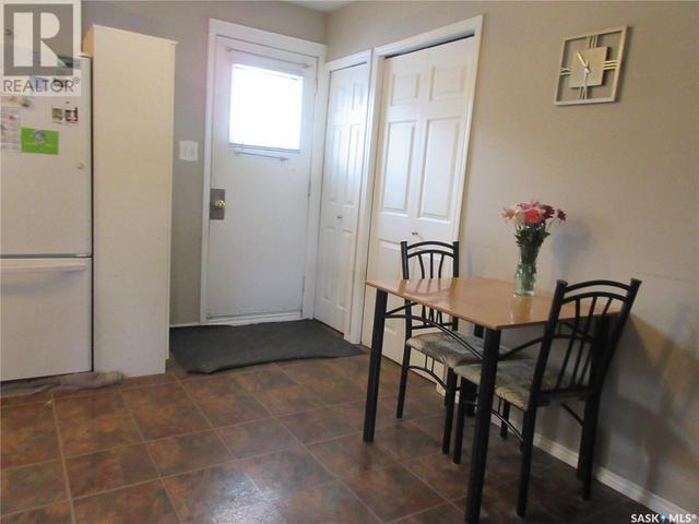 609 Williams Street, House detached with 2 bedrooms, 1 bathrooms and null parking in Regina SK | Card Image