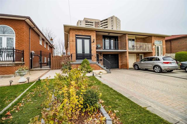 122 Antigua Rd, House semidetached with 3 bedrooms, 3 bathrooms and 6 parking in Mississauga ON | Image 1