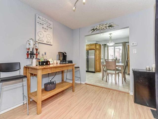 151 Daniels Cres, House detached with 3 bedrooms, 3 bathrooms and 2 parking in Ajax ON | Image 7