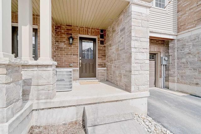 100 - 1401 Plains Rd E, Townhouse with 2 bedrooms, 2 bathrooms and 1 parking in Burlington ON | Image 2