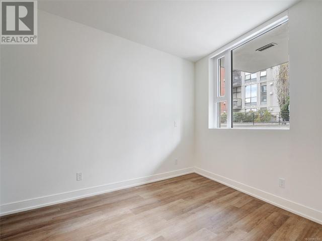 307 - 1628 Store St, Condo with 1 bedrooms, 1 bathrooms and 1 parking in Victoria BC | Image 11