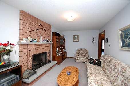 6331 Ormindale Way, House detached with 4 bedrooms, 4 bathrooms and 2 parking in Mississauga ON | Image 4