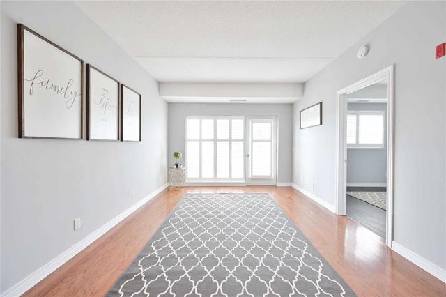 405 - 1379 Costigan Rd, Condo with 2 bedrooms, 2 bathrooms and 2 parking in Milton ON | Image 7
