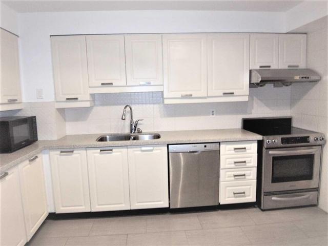 302 - 1 Reidmount Ave, Condo with 3 bedrooms, 2 bathrooms and 1 parking in Toronto ON | Image 7