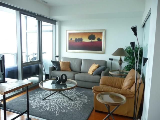 809 - 390 Cherry St, Condo with 1 bedrooms, 1 bathrooms and null parking in Toronto ON | Image 9
