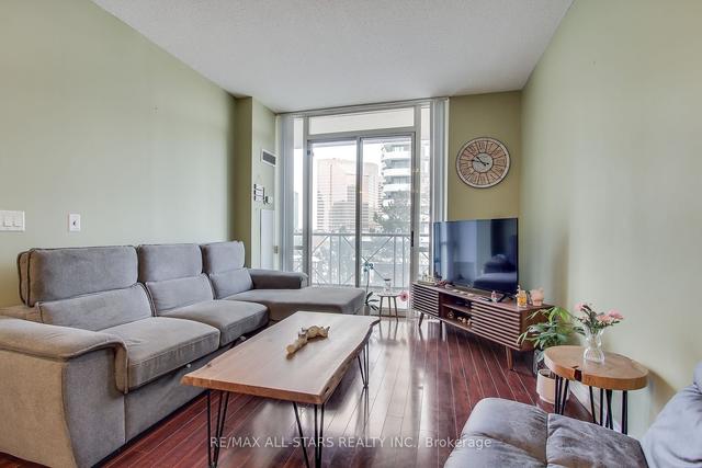 601 - 28 Byng Ave, Condo with 1 bedrooms, 1 bathrooms and 1 parking in Toronto ON | Image 3