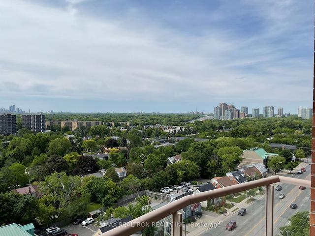 rg5 - 2 Clairtrell Rd, Condo with 2 bedrooms, 3 bathrooms and 2 parking in Toronto ON | Image 7