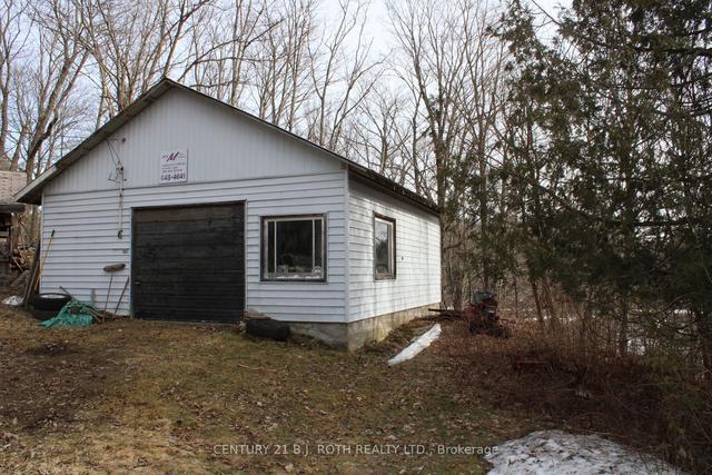 1074 Moore Rd, House detached with 3 bedrooms, 1 bathrooms and 8 parking in Bracebridge ON | Image 34